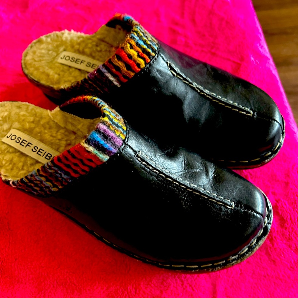NWT Josef Seibel Floral Clogs Mules